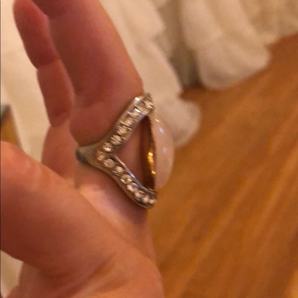 Crystal statement ring - Picture 5 of 8
